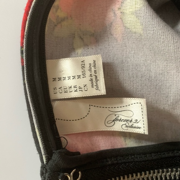 Peplum Blouse with Roses - Picture 3 of 3